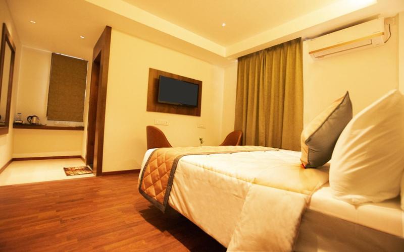 Super Hotel O Nar Comforts Near Ksr Railway Station Bangalore Exterior foto